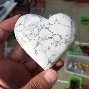 Натурален бял бор камък във формата на сърце скъпоценен камък crystal изцеление на сърцето декорация на дома фън шуй занаяти