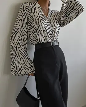 Holiwind 2022 Модни дамски ризи с копчета с ревера на Абстрактен/принт на Зебра с дълъг ръкав в Свободна риза Дамски блузи