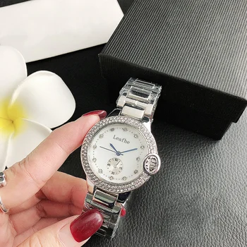 Модерен дамски часовник с диаманти От неръждаема стомана Материал Диаметър на циферблата 38 мм Закопчалка-пеперуда Кварцов часовник