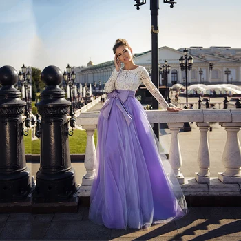2021 Нов прием на Приказно лилаво дантелени вечерни рокли за абитуриентски бал с дълги ръкави, украсена със скъпоценни камъни; Сватбени рокли за гости, изрязани отзад на Колана с лък
