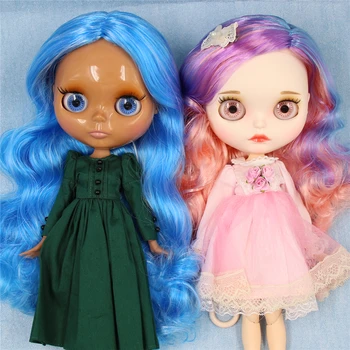 Ледената кукла DBS Blyth 1/6 bjd съвместно тялото тъмна кожа, лъскава лицето сини коса бяла кожа матирано лице пъстри коса 30 см играчка аниме