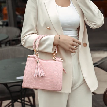 2021 Франция, Нов Дизайн на Дамска чанта с Високо Качество Ретро Четката Чанта Модни Дамски чанта от изкуствена кожа Чанта на рамото Прашка Чанта