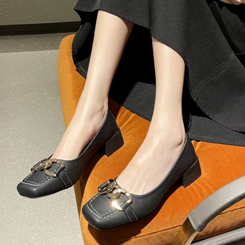 Дамски обувки за жени Сандали 2021 Есен Нова метална украса На високи токчета, с квадратни пръсти, Дамски обувки-лодка на висок ток, Дамски обувки