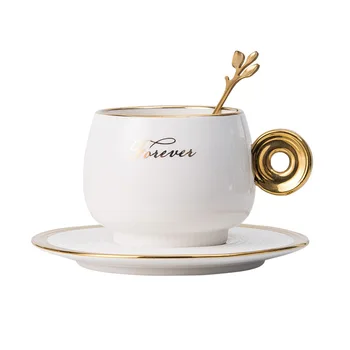 Скандинавска златна керамични кафеена чаша индивидуалност творчески офис чаша модерен прост набор от кафе чаши красиви чаши за кафе и чаша