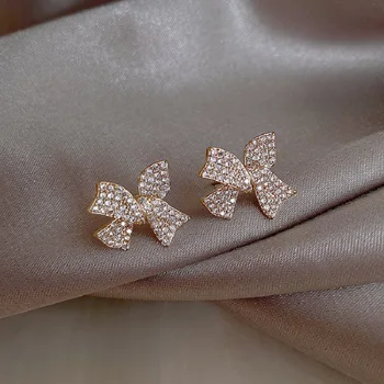 2022 Нова мода Корейски тънък crystal Лък Искрящи обеци-карамфил блестящи женски Пълна с темперамент Циркон обеци-лъкове Бижута